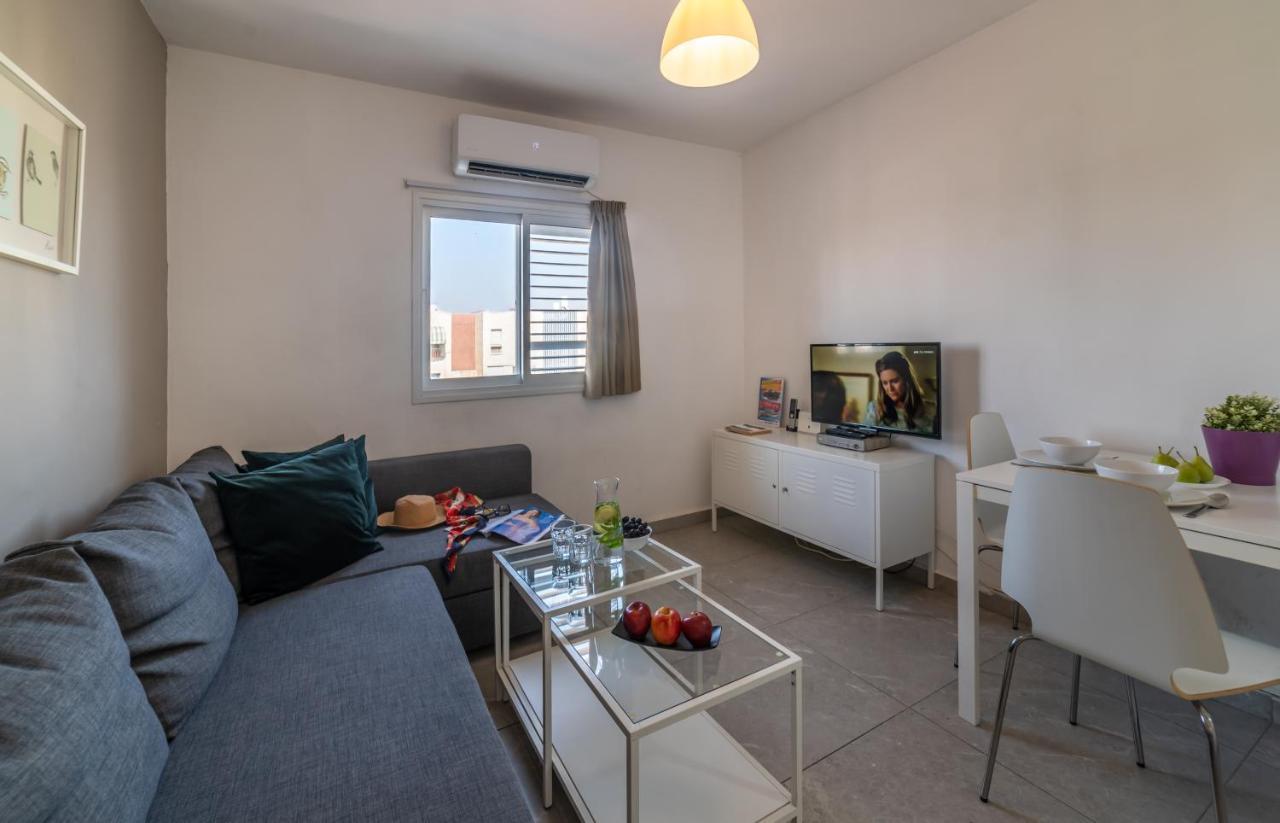 One Bedroom Apartment By Stay Eilat - Eilot Street Exterior photo